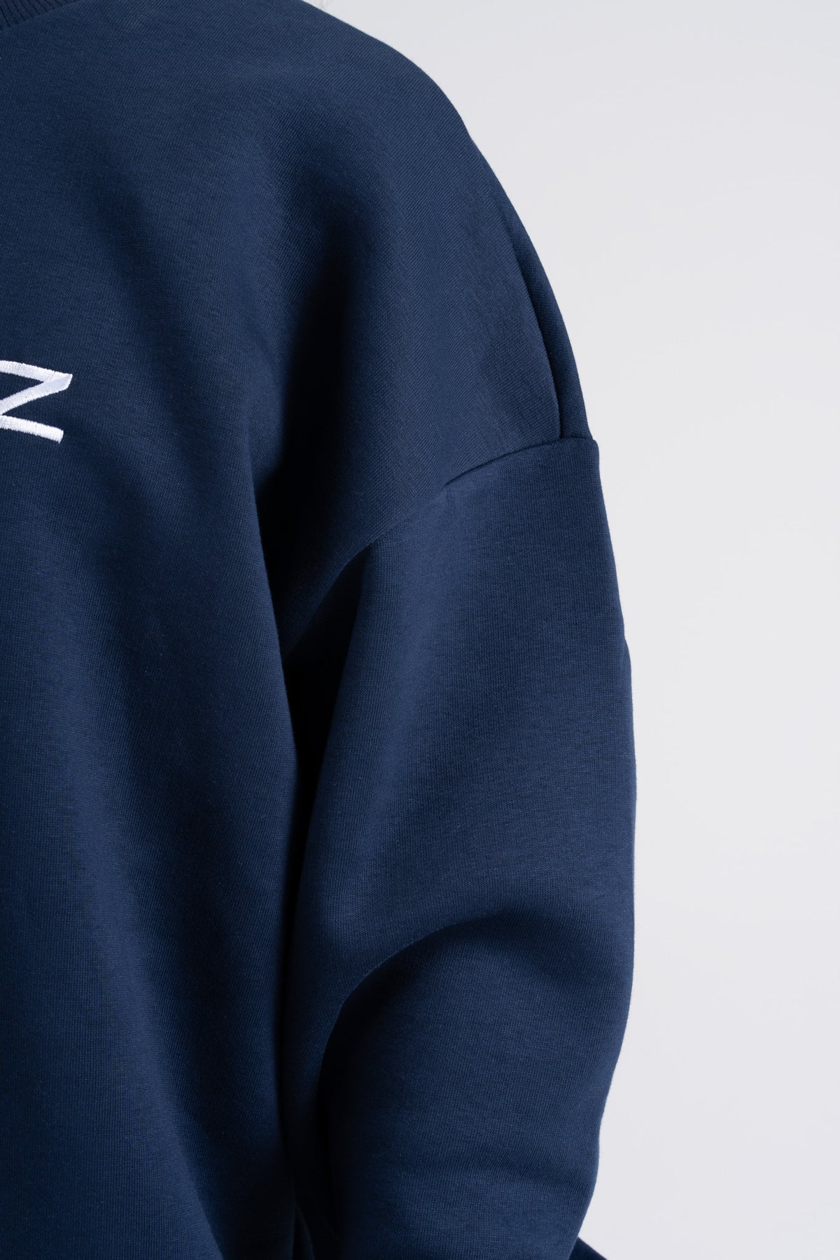 PUMP COVER SWEATSHIRT