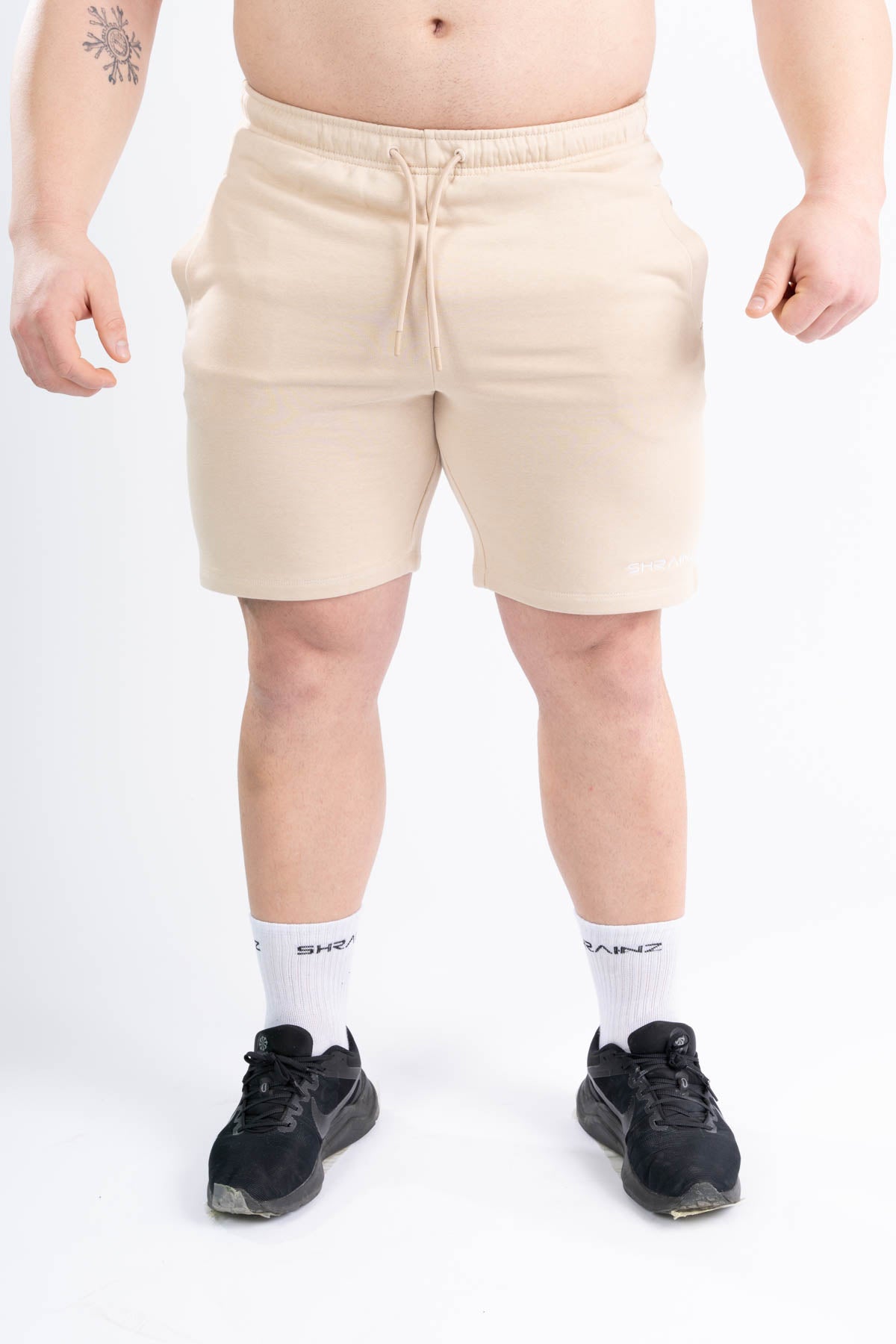 ESSENTIAL FLEX SHORT