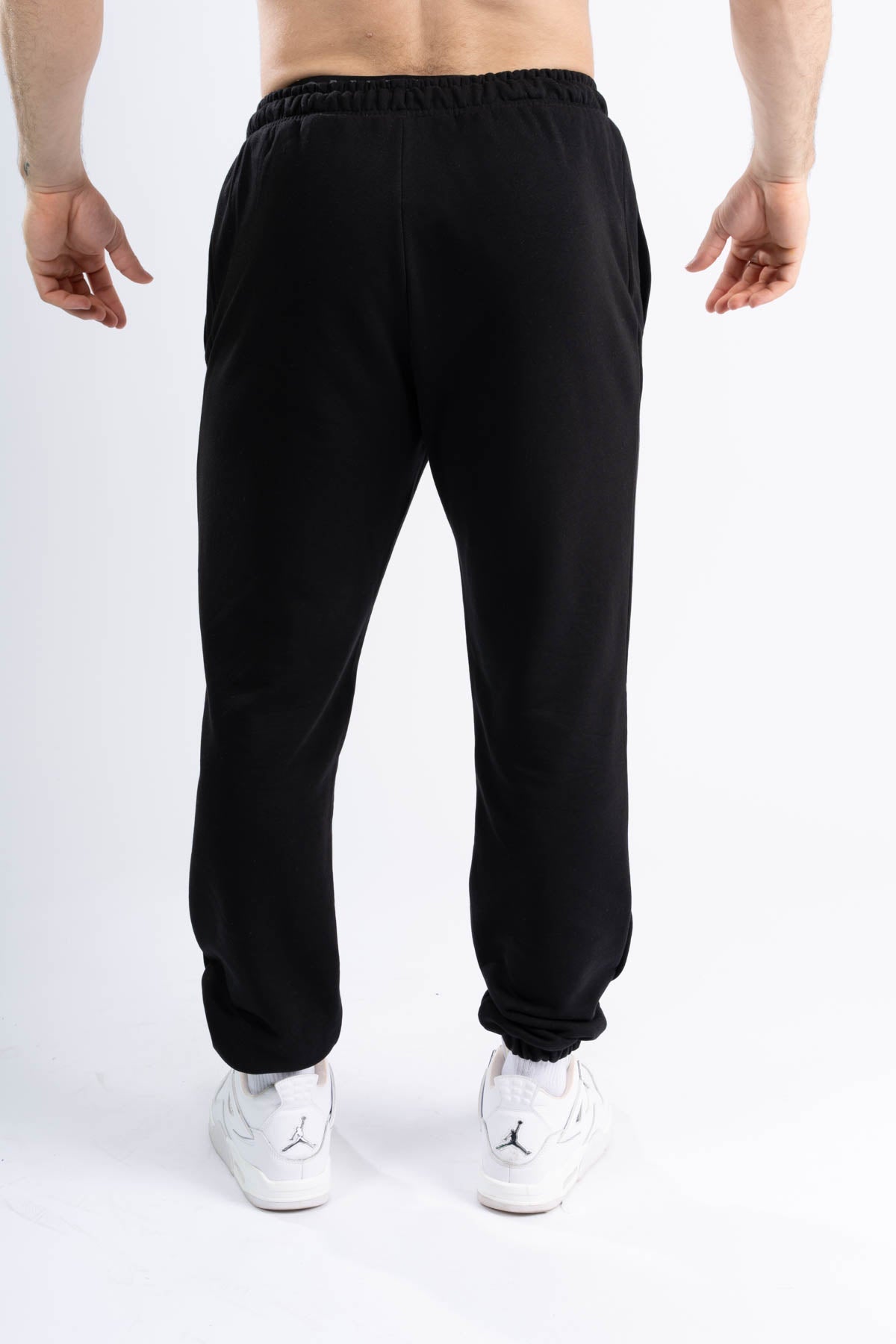 ESSENTIAL FLEX JOGGER