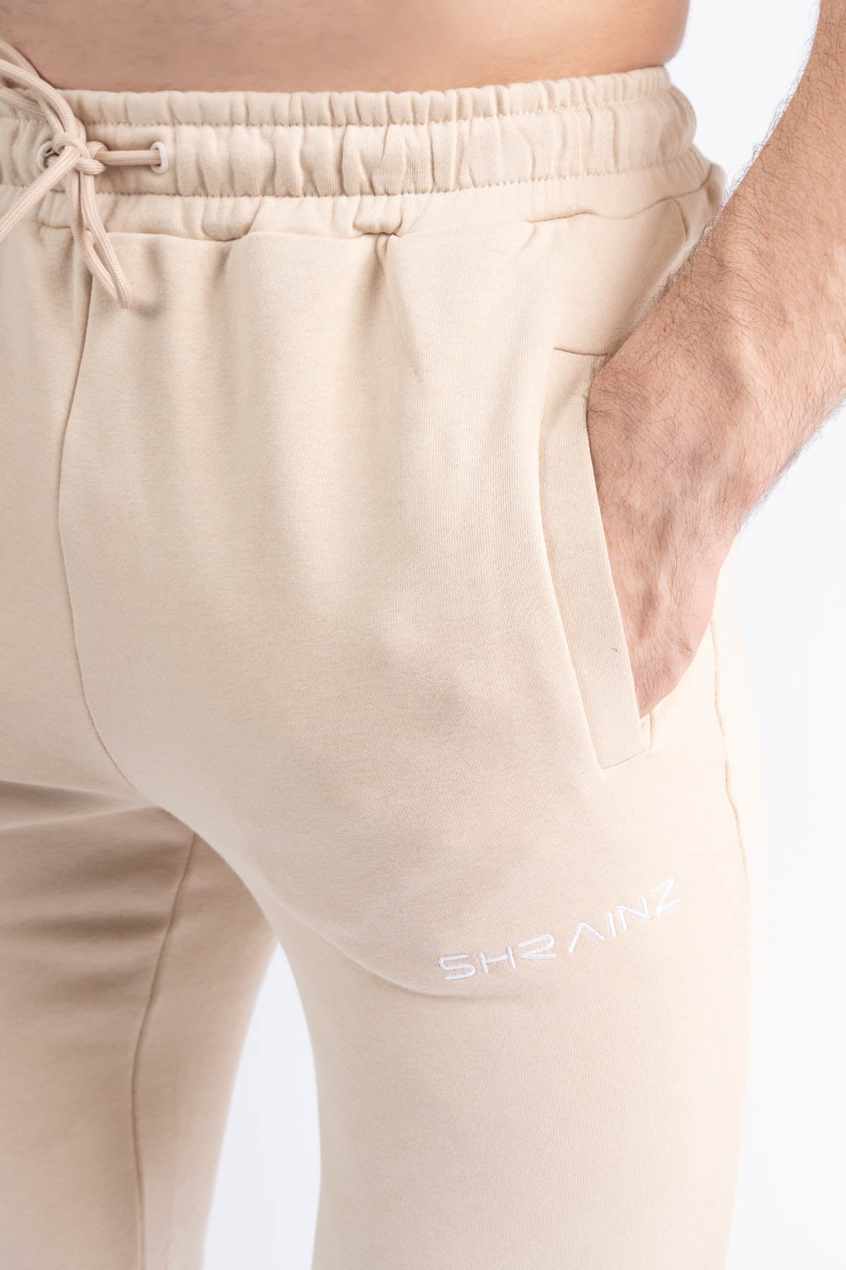 ESSENTIAL FLEX JOGGER