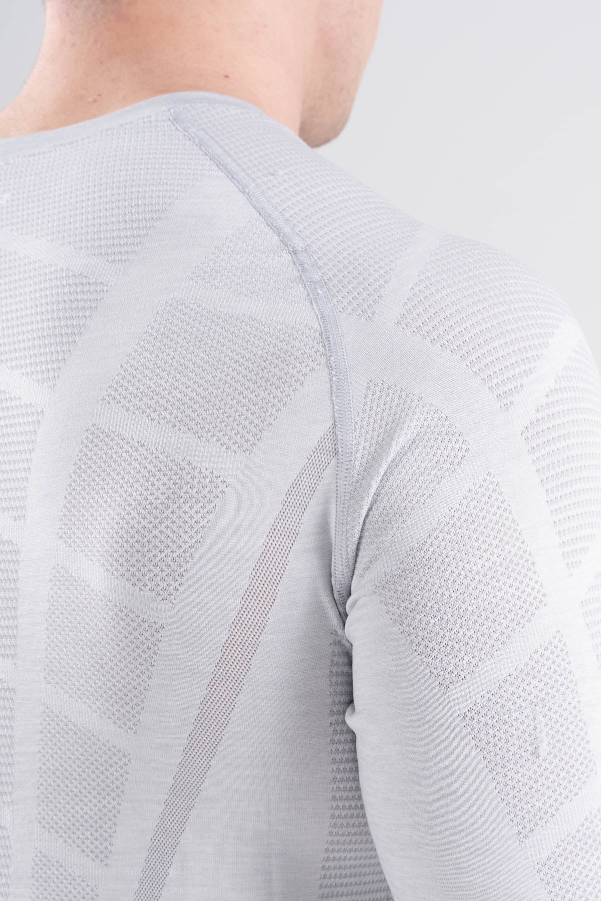 DRYLITE PERFORMANCE LONGSLEEVE